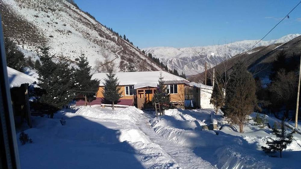 Kok Archa im Winter, Gästehaus Kok Archa, Tschon Kemin, Kirgistan Rundreise