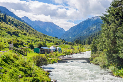 Yurten im Karakol National Park, Kirgistan Rundreise