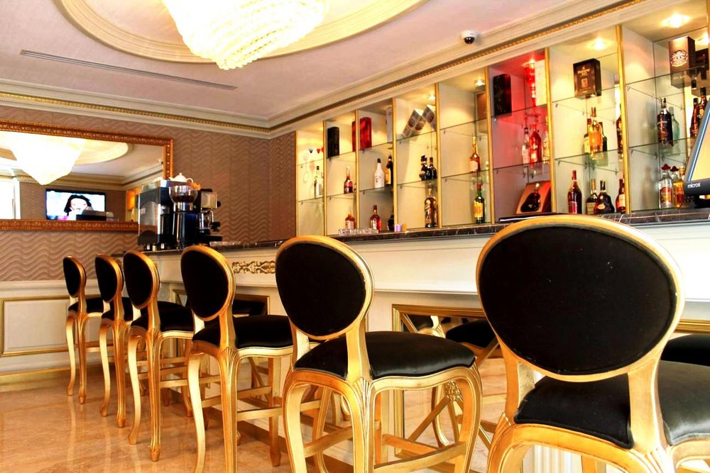 Bar, Sapphire City Hotel, Baku, Armenien Rundreise