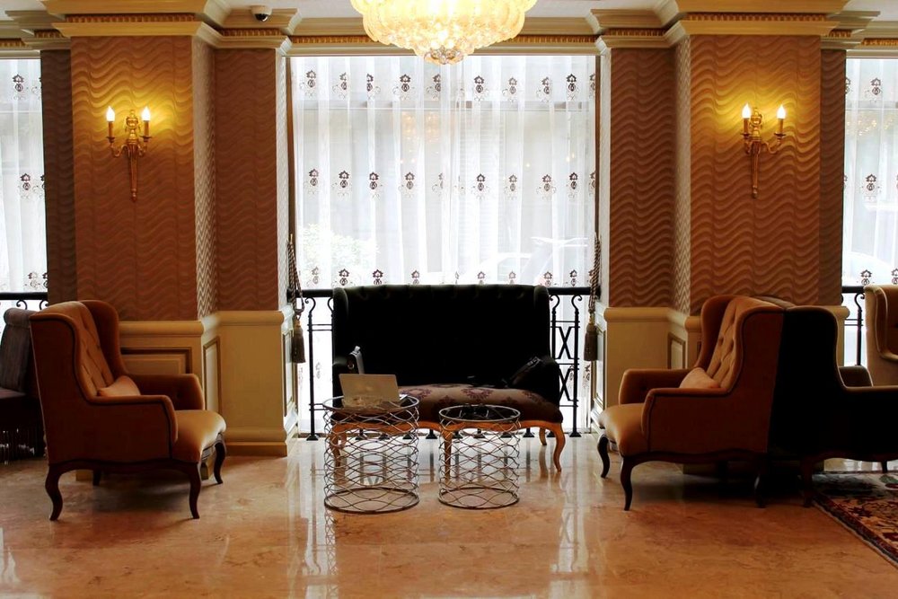 Lounge, Sapphire City Hotel, Baku, Armenien Rundreise