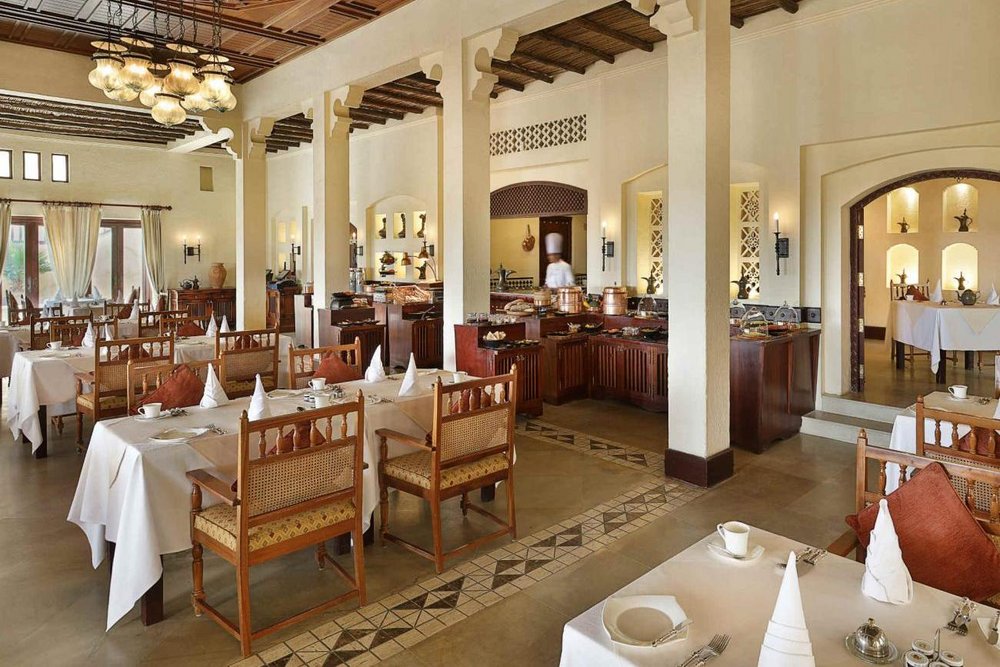 Restaurant, Al Maha Desert Resort & Spa, Dubai Rundreise