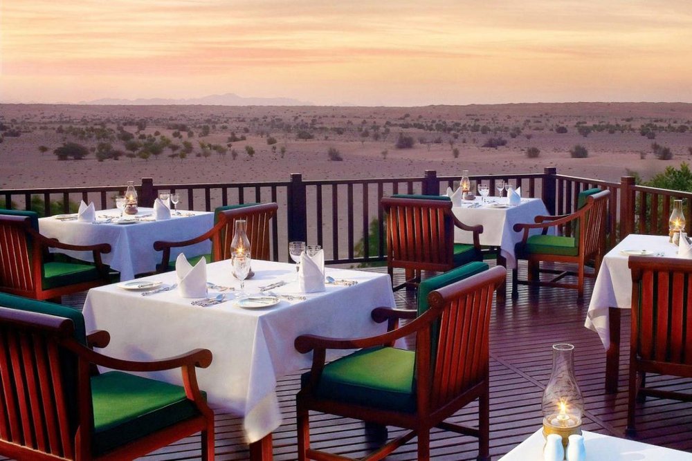 Terrasse, Al Maha Desert Resort & Spa, Dubai Rundreise