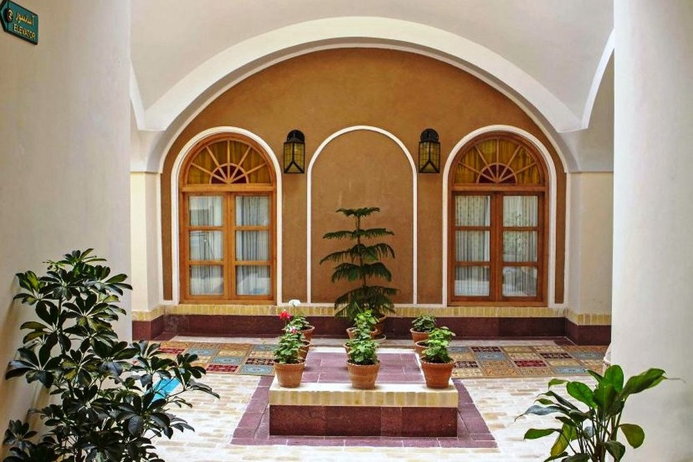 Foyer, Dad Hotel, Yazd, Iran Rundreise
