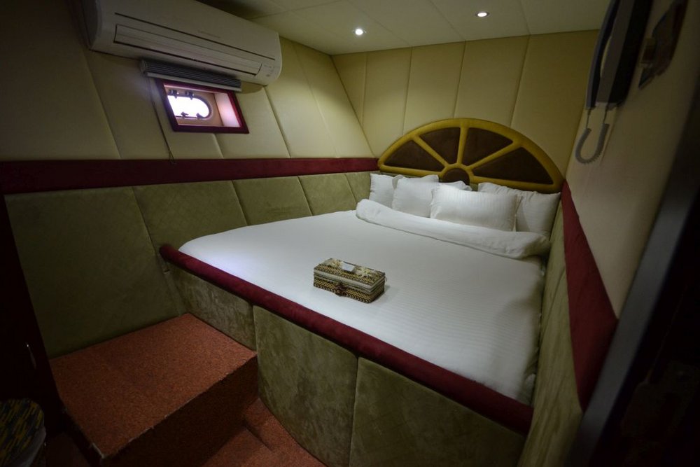 Doppelbett, Rubba Cruise, Luxusyacht, Oman Rundreise