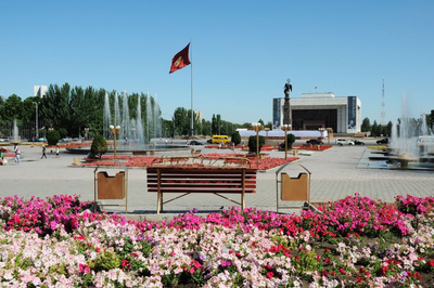 Zentraler Platz, Bischkek, Kirgistan, Seidenstrasse Reise