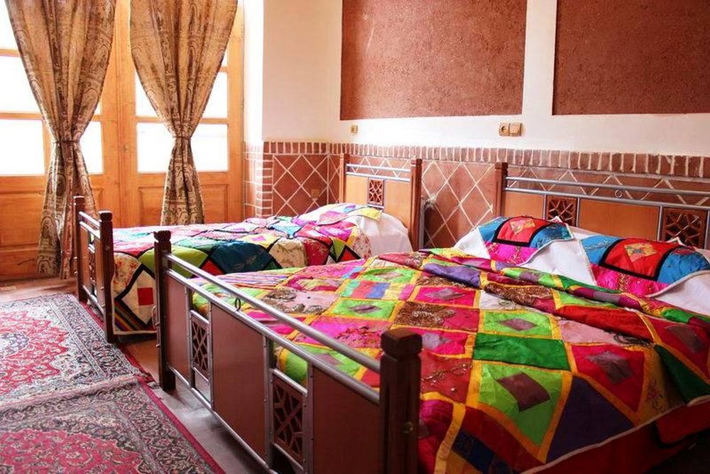Zimmerbeispiel, Vuina Hotel, Iran Reise