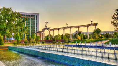 Independence Square, Tashkent, Usbekistan Rundreise