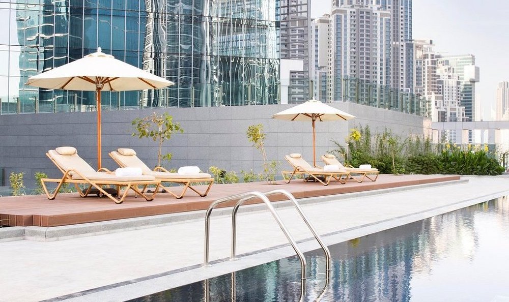 Pool, The Oberoi Dubai, VAE Luxusreise
